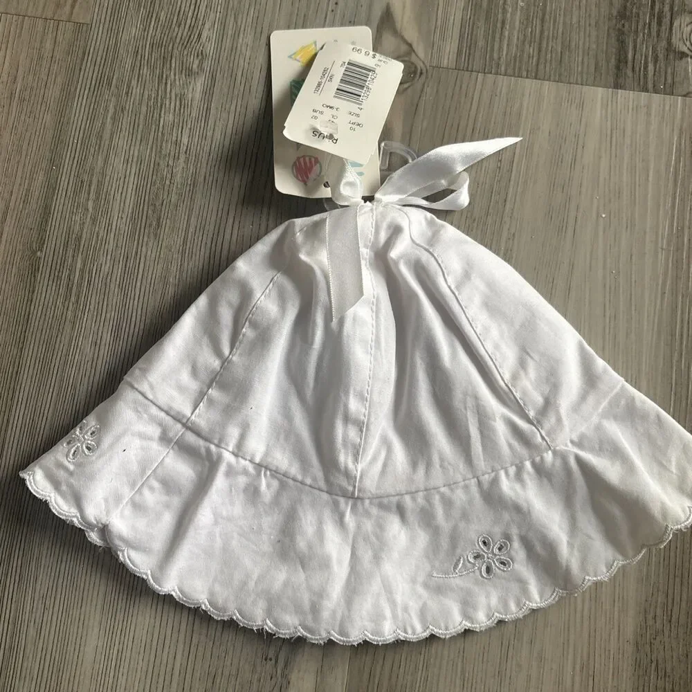 NWT Vintage Babies R Us White Cottage Bow Eyelet Bonnet Baby Hat Size 3-9 Months